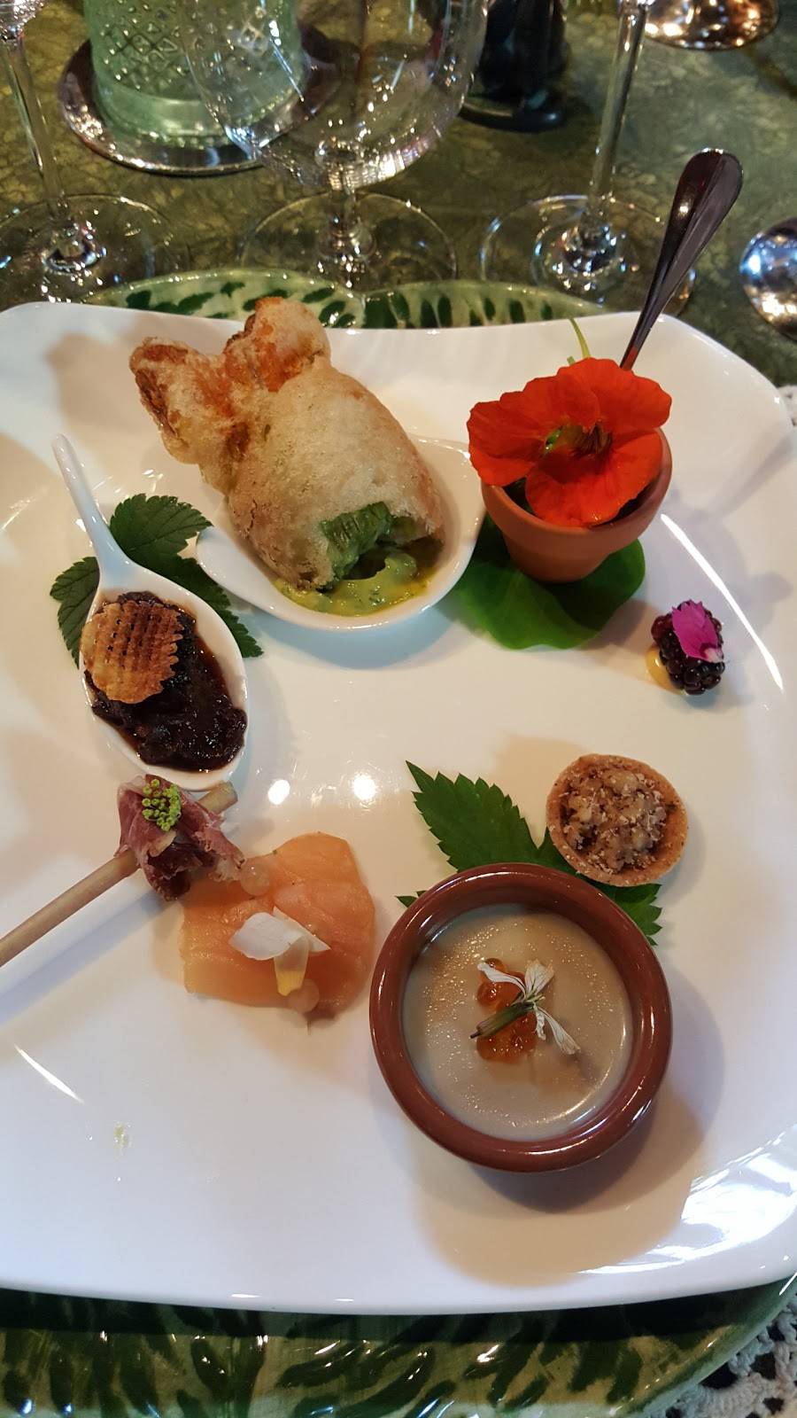 The Herbfarm | restaurant | 14590 NE 145th St, Woodinville, WA 98072, USA | 4254855300 OR +1 425-485-5300