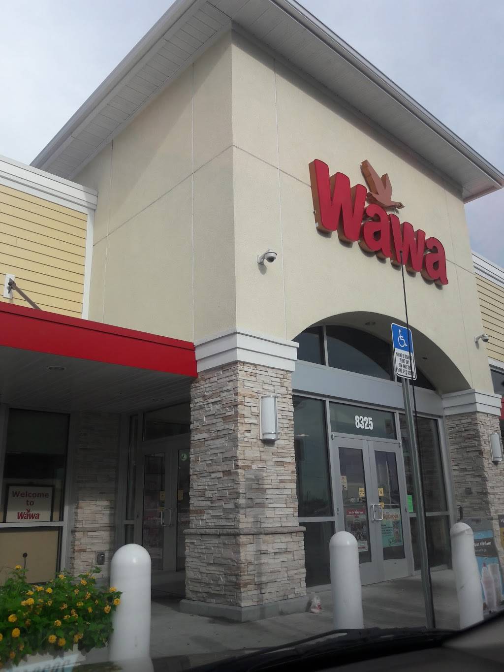 Wawa | cafe | 8325 N Florida Ave, Tampa, FL 33604, USA | 8138672100 OR +1 813-867-2100