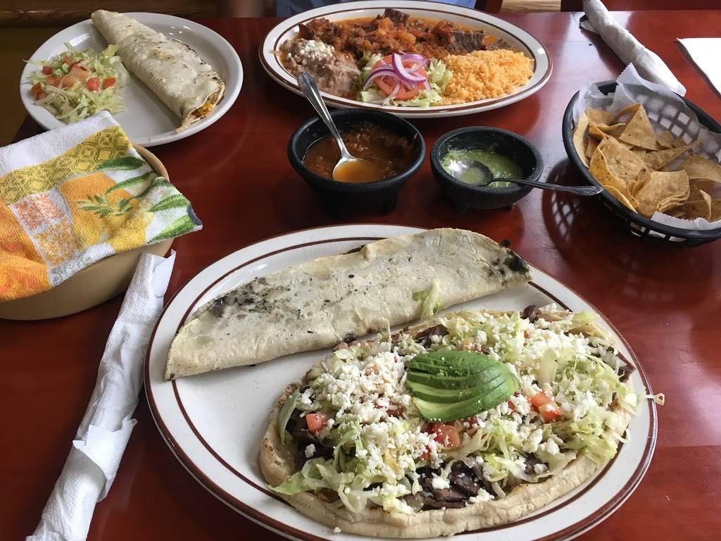 La Esperanza | restaurant | 1864 S Blue Island Ave, Chicago, IL 60608, USA | 3122269640 OR +1 312-226-9640