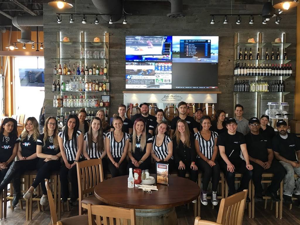 Wild Wing | restaurant | 1700 King Rd #20, King City, ON L7B 1L4, Canada | 9055399464 OR +1 905-539-9464