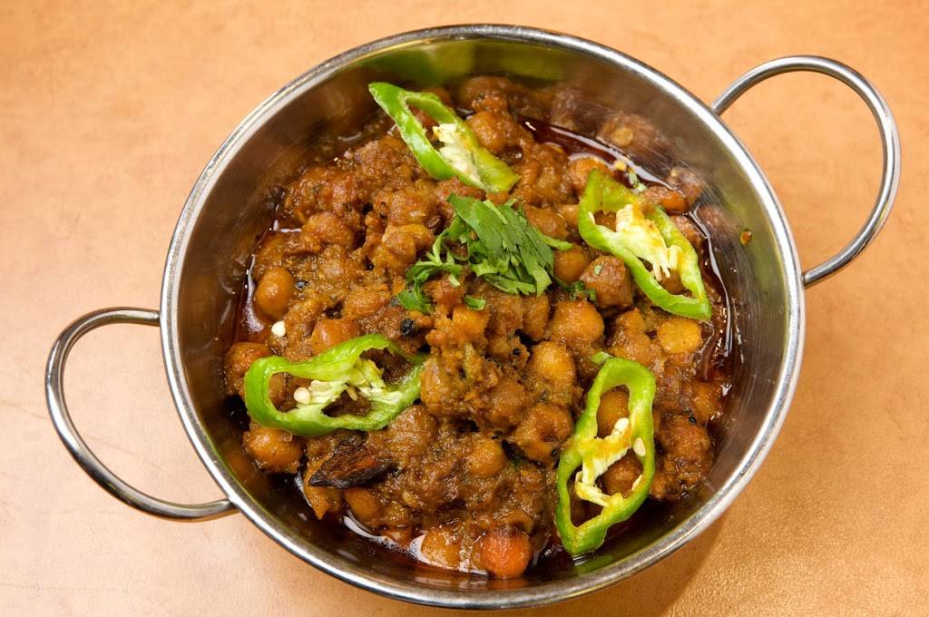 Tandoori Style Restaurant | restaurant | 30 Melanie Dr #3, Brampton, ON L6T 4L4, Canada | 9057908855 OR +1 905-790-8855