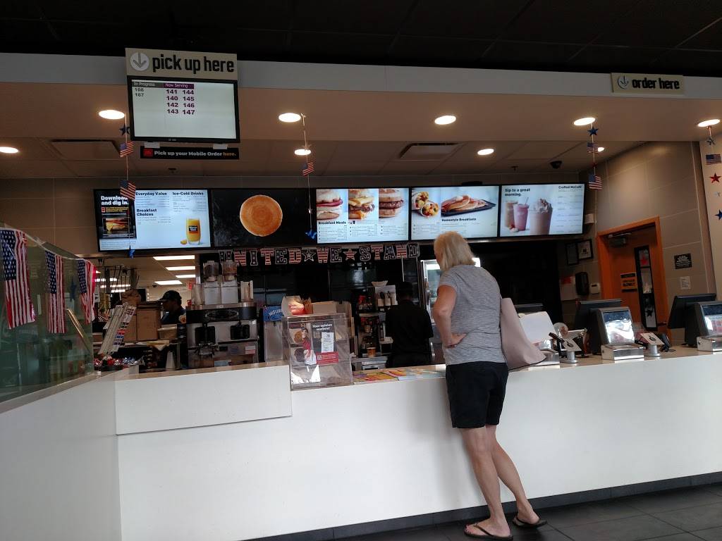 McDonalds | cafe | 16407 Detroit Ave, Lakewood, OH 44107, USA | 2162267754 OR +1 216-226-7754