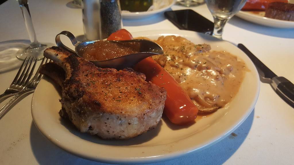 Bobs Steak & Chop House | restaurant | 2727 W Club Dr, Tucson, AZ 85742, USA | 5208772377 OR +1 520-877-2377