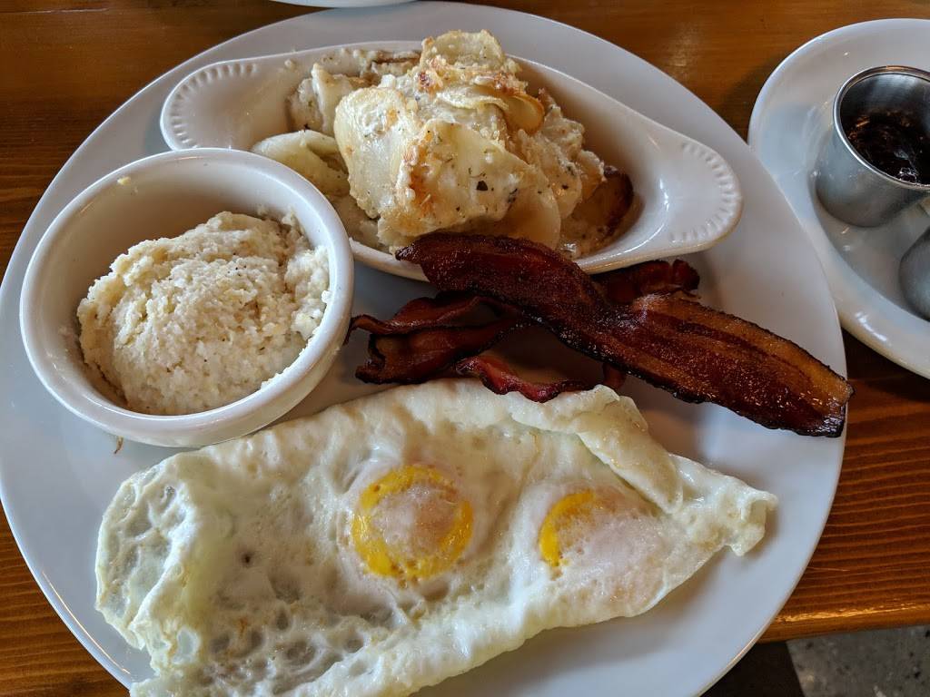 Scrambled Jakes Breakfast Company | restaurant | 7428 S Northshore Dr, Knoxville, TN 37919, USA | 8655406199 OR +1 865-540-6199