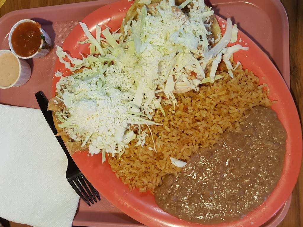 El Pollo Dorado | restaurant | 701 E Alisal St, Salinas, CA 93905, USA | 8314245444 OR +1 831-424-5444