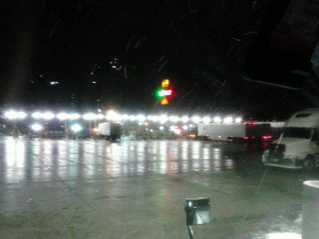 Pilot Travel Center | restaurant | 2962 E 500 N, Whiteland, IN 46184, USA | 3175357656 OR +1 317-535-7656