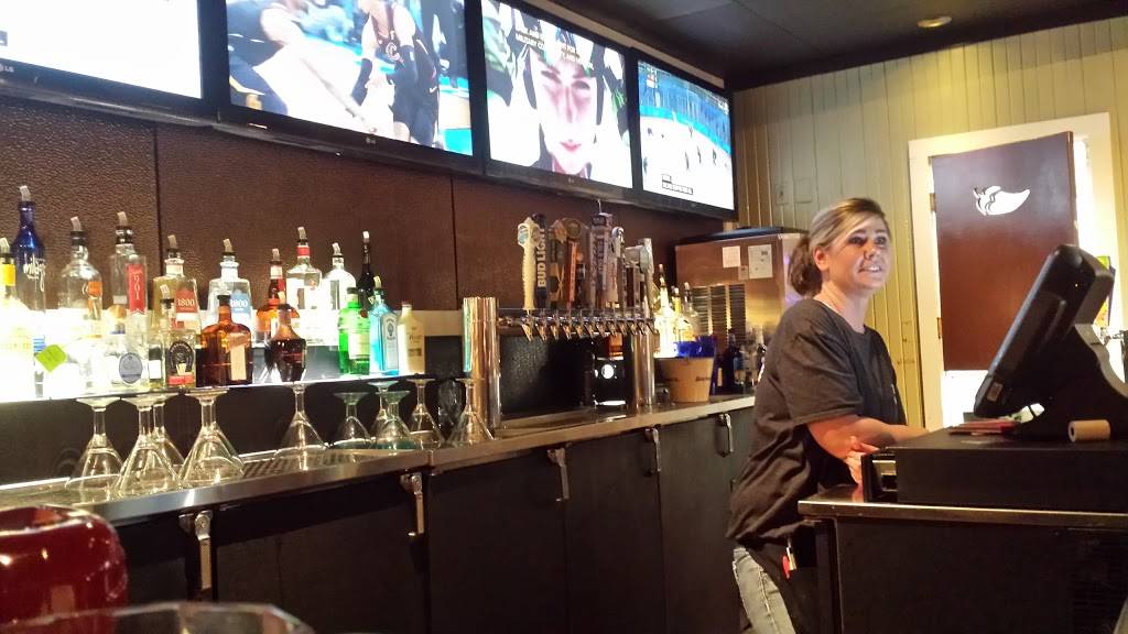 Chilis Grill & Bar | meal takeaway | 2001 Harbison Dr, Vacaville, CA 95687, USA | 7074498072 OR +1 707-449-8072