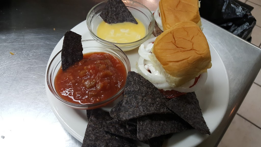 Sabetha Golf Club | restaurant | 2551 X Rd, Sabetha, KS 66534, USA | 7852842023 OR +1 785-284-2023