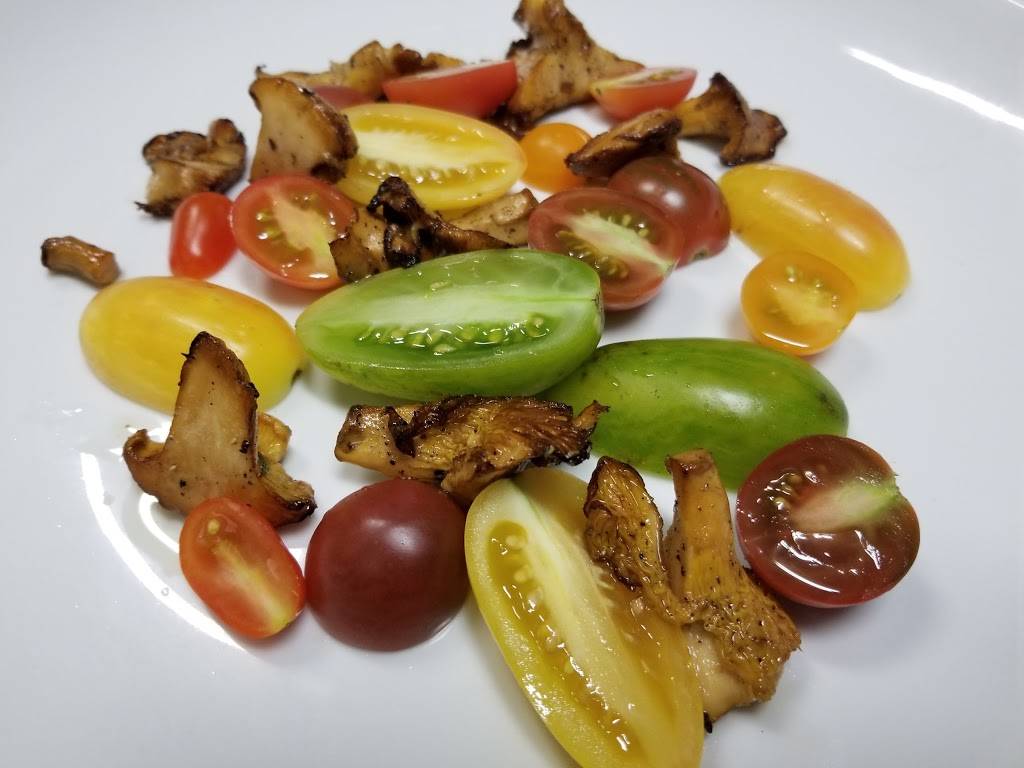 Vincent | restaurant | 1475 W Balmoral Ave, Chicago, IL 60640, USA | 7733347168 OR +1 773-334-7168