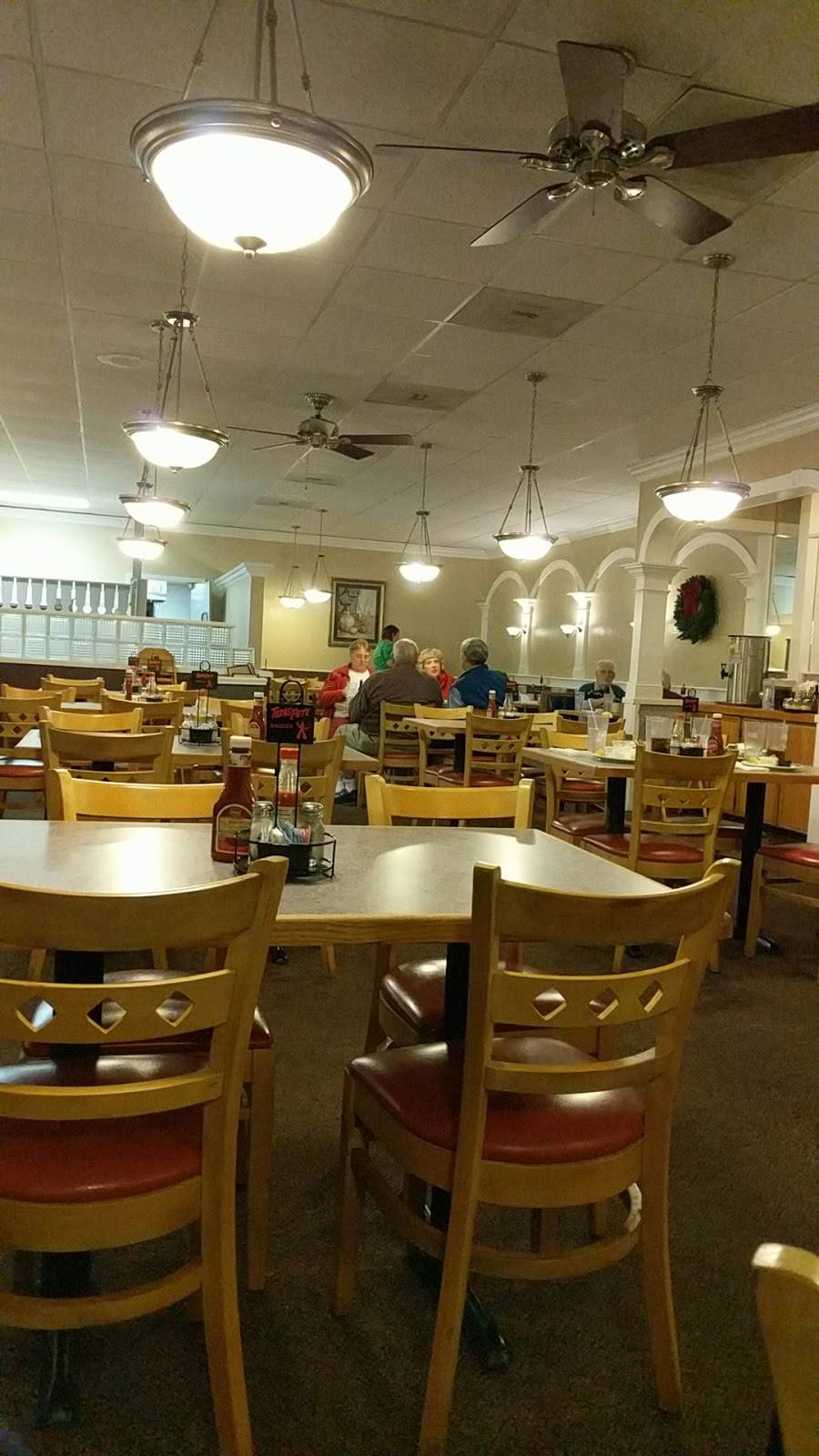 Southern Family Restaurant | restaurant | 4689 Yadkinville Rd, Pfafftown, NC 27040, USA | 3369224784 OR +1 336-922-4784