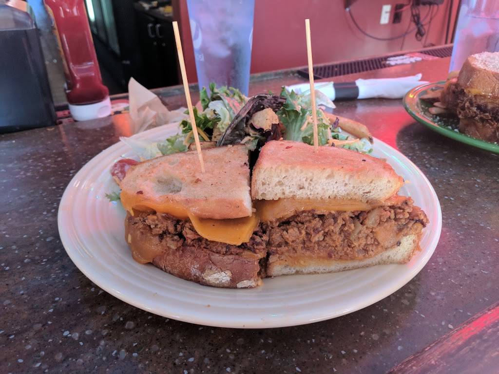 Melt Bar and Grilled | restaurant | 840 N High St, Columbus, OH 43215, USA | 6144531150 OR +1 614-453-1150