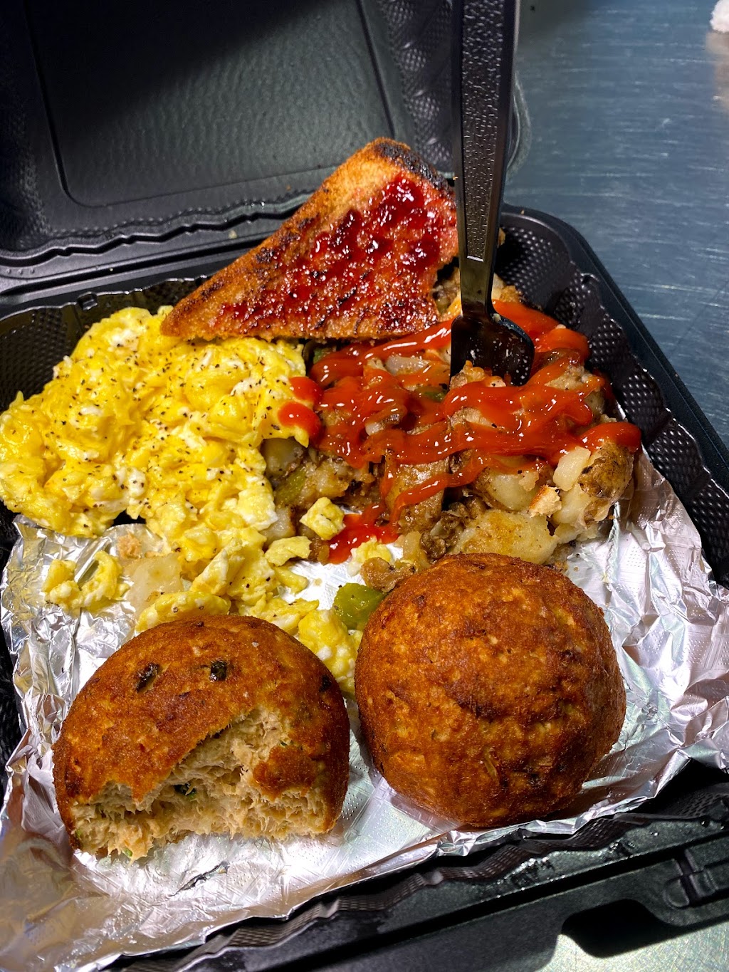 jumpin out the pot | restaurant | 3605 W Rogers Ave, Baltimore, MD 21215, USA | 4105422158 OR +1 410-542-2158