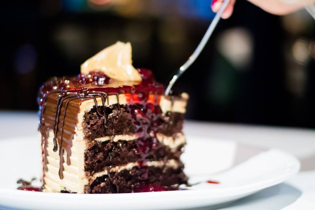 The Network Bar | restaurant | 331 Singleton Blvd, Dallas, TX 75212, USA | 2142314188 OR +1 214-231-4188