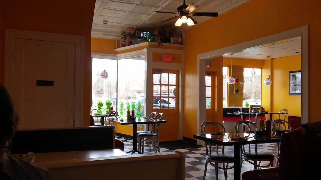 Downtown Diner | restaurant | 1318 Niedringhaus Ave, Granite City, IL 62040, USA | 6185011680 OR +1 618-501-1680