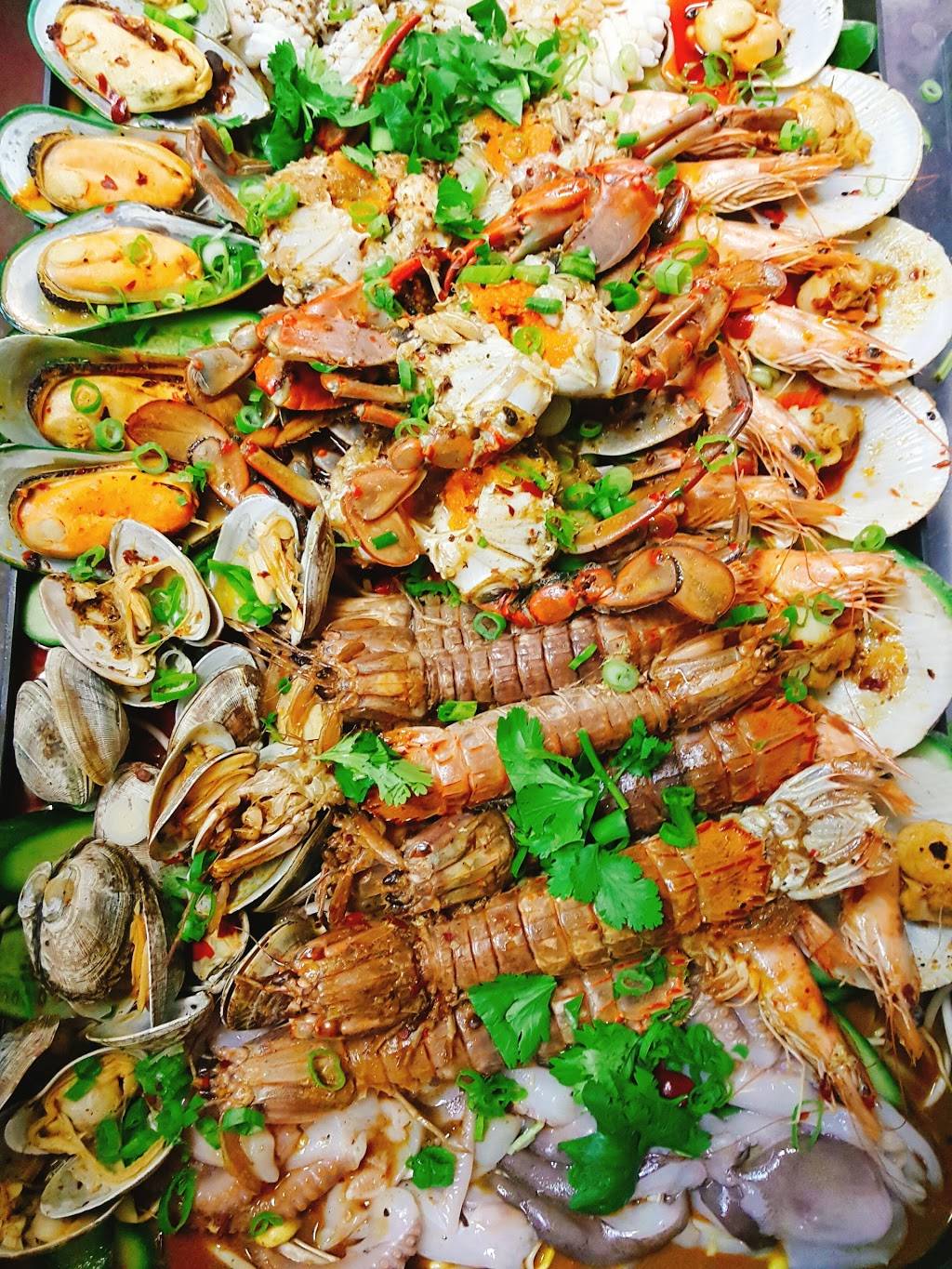 Kings Bistro | restaurant | 4957 Diane Ave, San Diego, CA 92117, USA | 8585029999 OR +1 858-502-9999