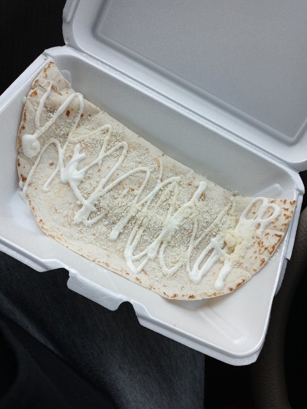 La Mixtequita Poblana | restaurant | 401 W Allegheny Ave, Philadelphia, PA 19133, USA | 2672304759 OR +1 267-230-4759