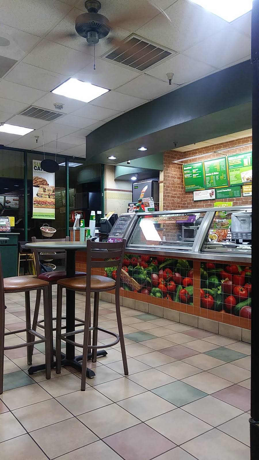 Subway Restaurants | restaurant | Metro Marketplace, 9201 N 29th Ave Ste 65, Phoenix, AZ 85051, USA | 6029444054 OR +1 602-944-4054