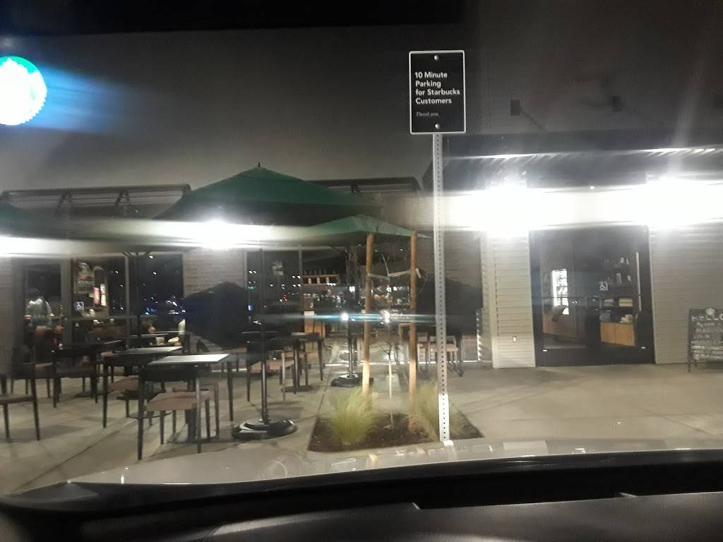 Starbucks | cafe | 689 W Olive Ave STE 101, Merced, CA 95348, USA | 2096285583 OR +1 209-628-5583