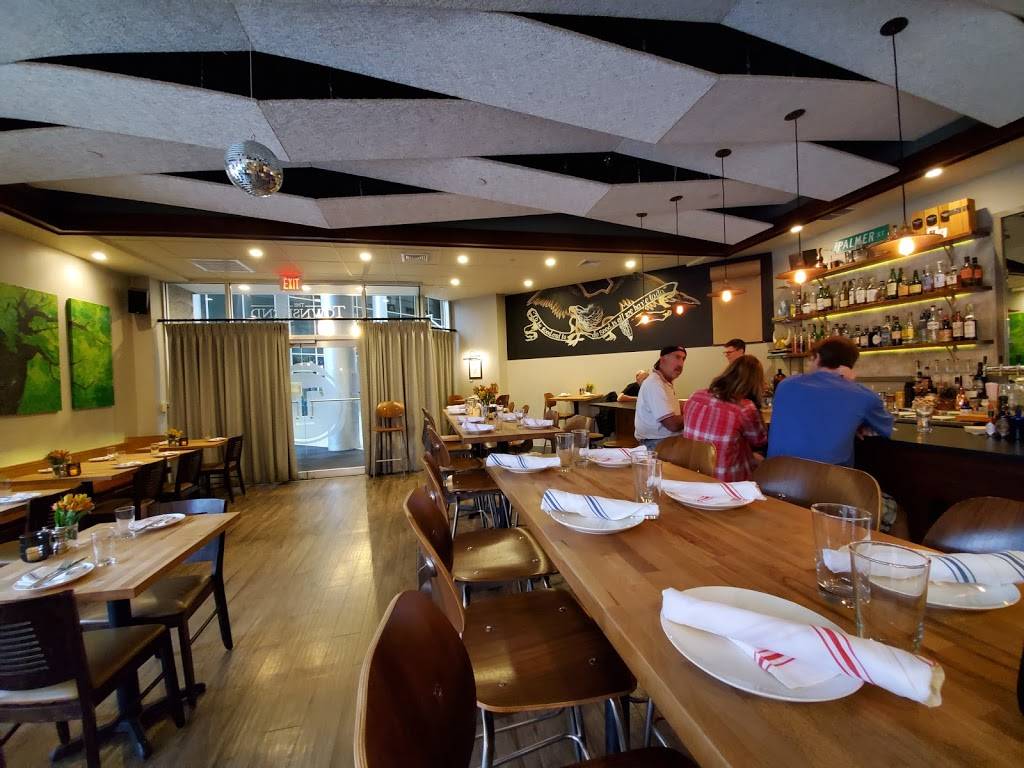 The Townshend | restaurant | The Galleria at Presidents Place, 1250 Hancock St, Quincy, MA 02169, USA | 6174819694 OR +1 617-481-9694