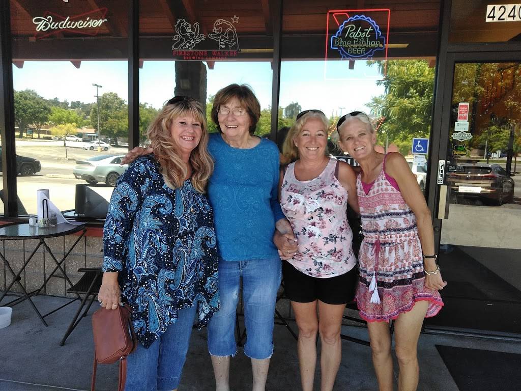 Dans the Grub Shack | restaurant | 4240 El Camino Real, Atascadero, CA 93422, USA | 8054642220 OR +1 805-464-2220