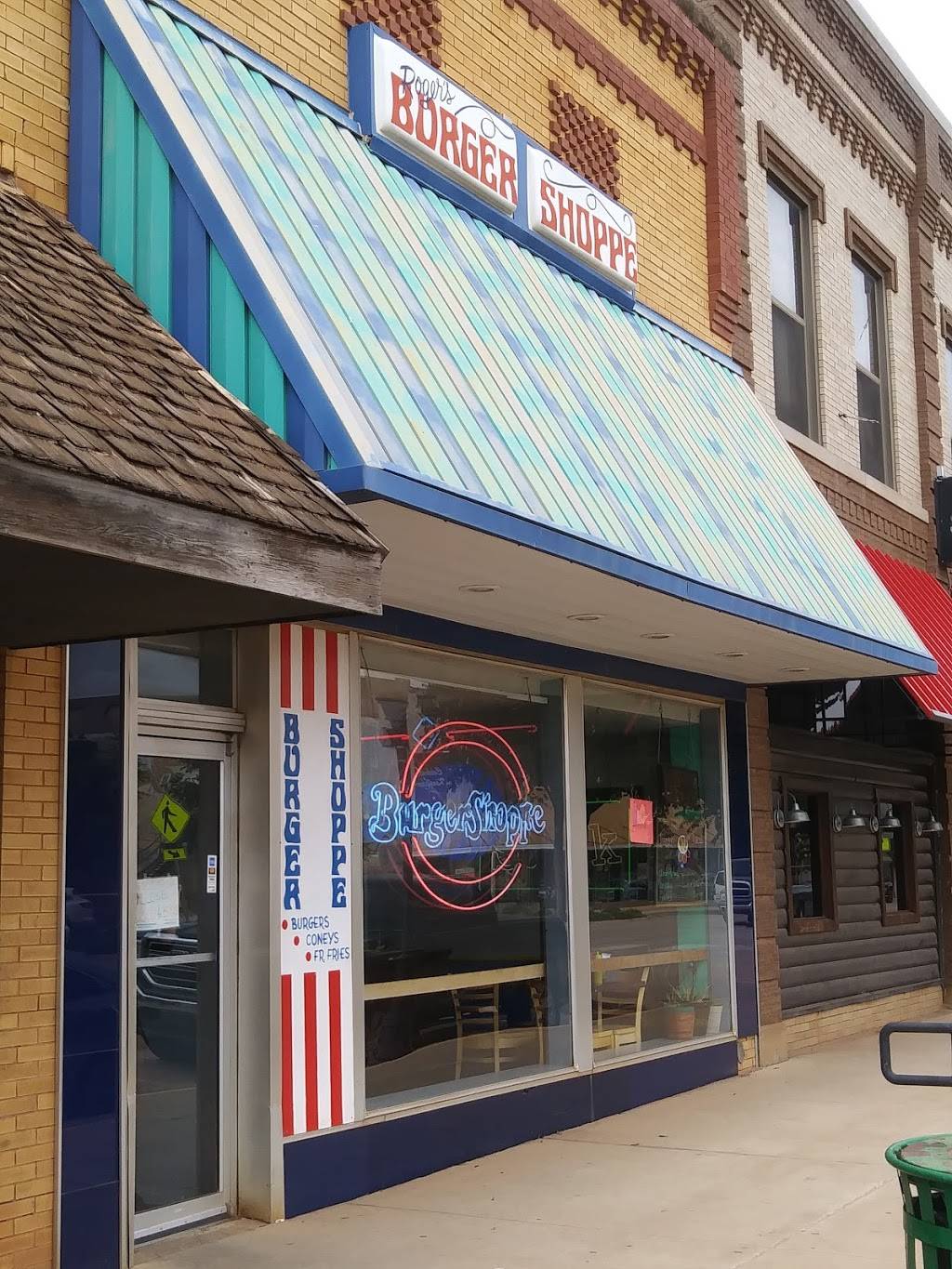 Burger Shoppe | restaurant | 116 N Main St #2738, Kingfisher, OK 73750, USA | 4053754660 OR +1 405-375-4660