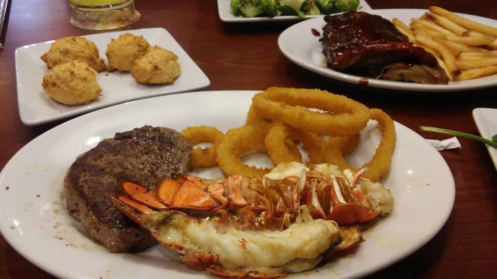 Ruby Tuesday | restaurant | 2935 Raleigh Rd Pkwy W, Wilson, NC 27896, USA | 2522914203 OR +1 252-291-4203