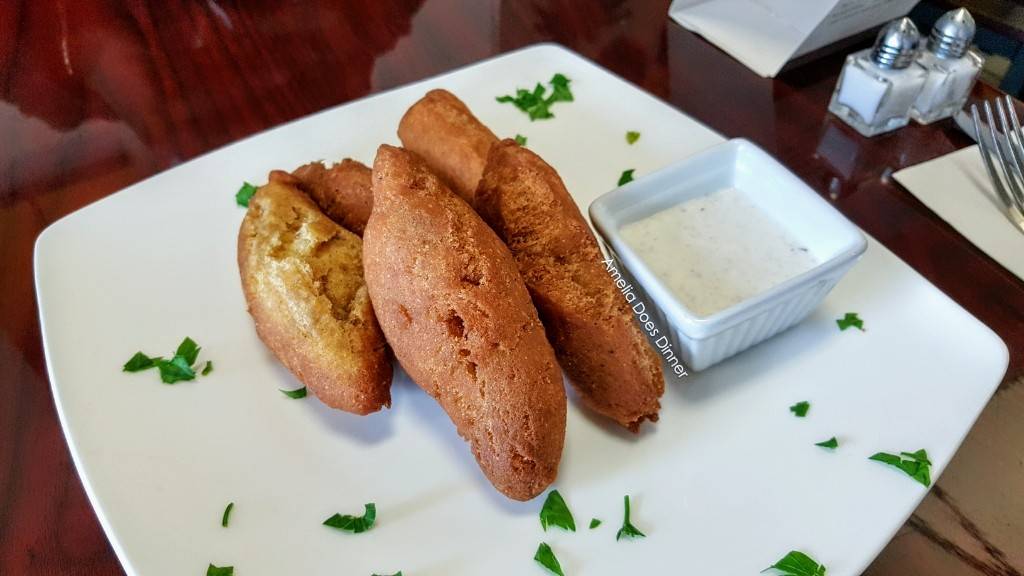 Vivene’s Island Cuisine | restaurant | 2025 Uppermiddle Rd #26, Burlington, ON L7P 4K1, Canada | 9053310777 OR +1 905-331-0777