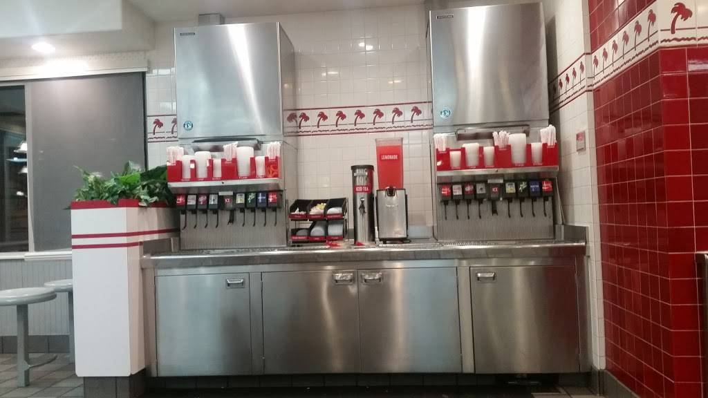 In-N-Out Burger | restaurant | 1090 N Western Ave, San Pedro, CA 90732, USA | 8007861000 OR +1 800-786-1000