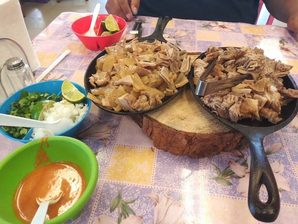 Carnitas el calentano y familia | restaurant | 1720 Bridge Blvd SW suite D1, Albuquerque, NM 87105, USA | 5054922039 OR +1 505-492-2039