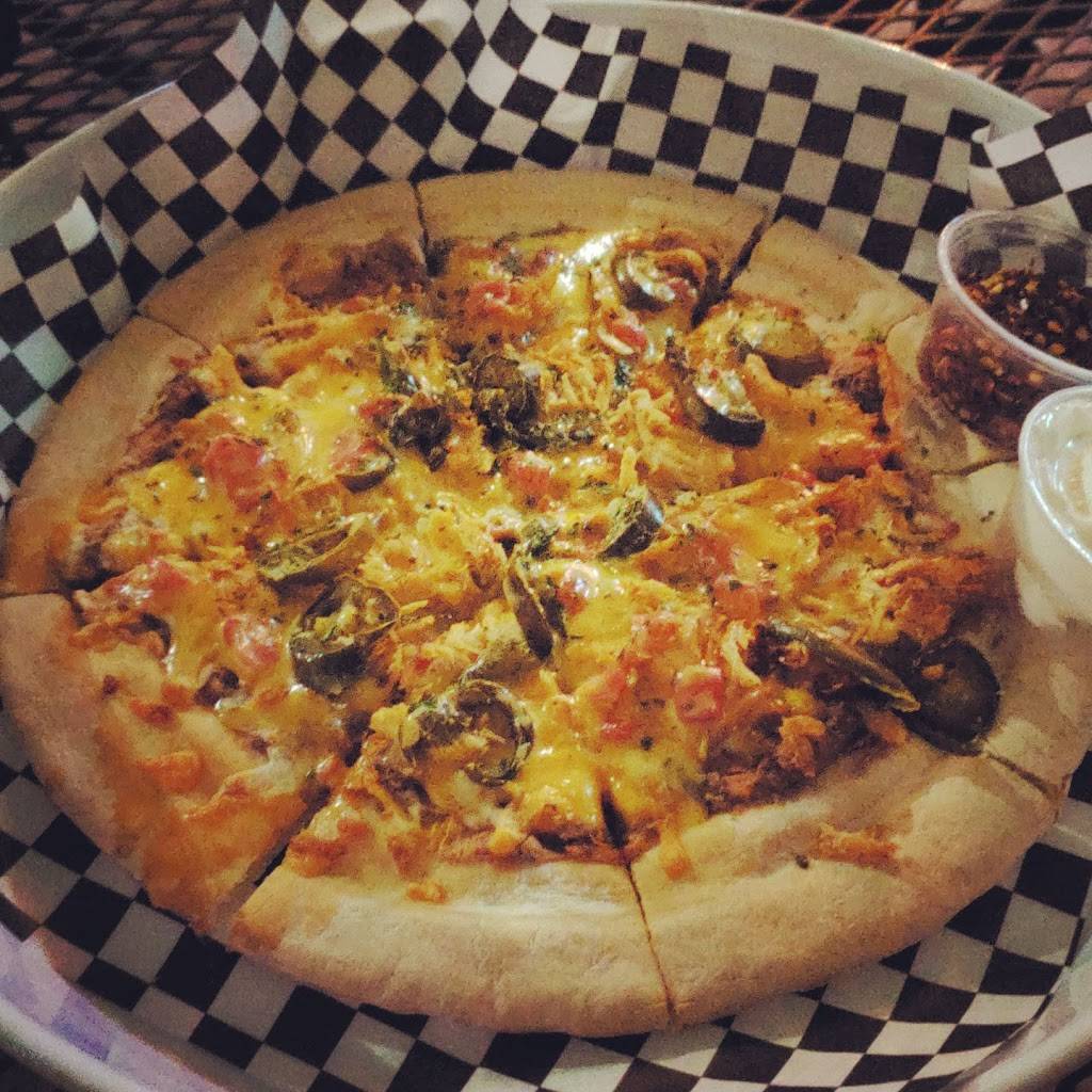 Lumpys Sports Grill NW Expressway | restaurant | 5909 Northwest Expy, Oklahoma City, OK 73132, USA | 4057287000 OR +1 405-728-7000