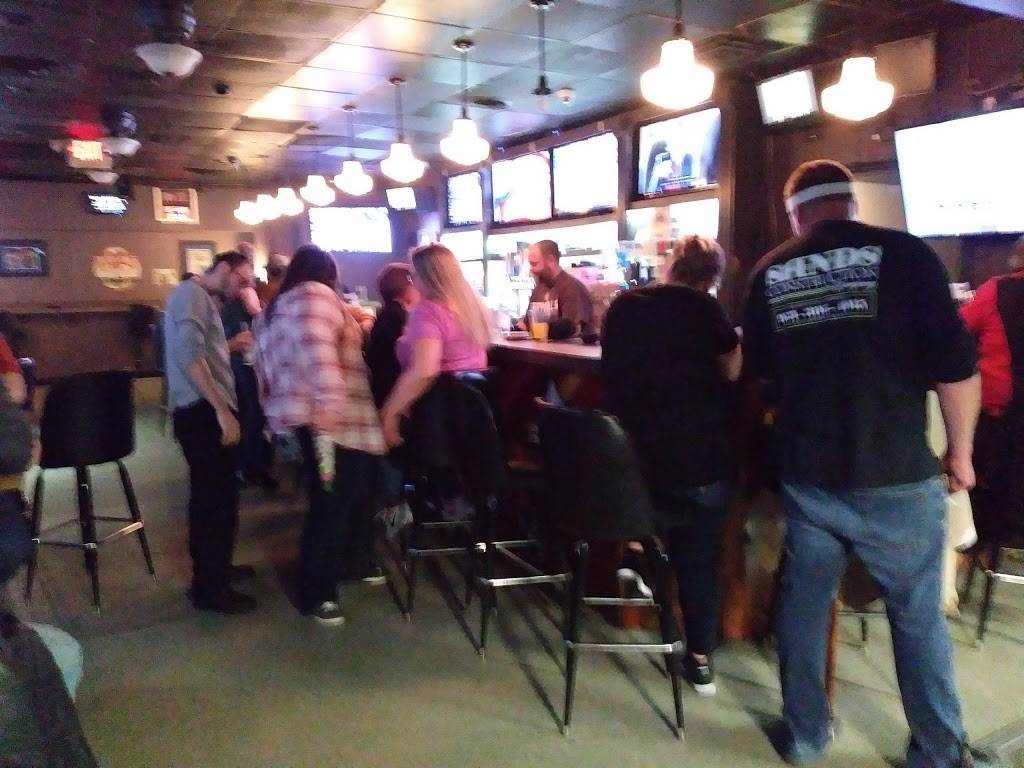 K Cs Neighborhood Bar & Grill | night club | 10201 47th St, Shawnee, KS 66203, USA | 9132627211 OR +1 913-262-7211