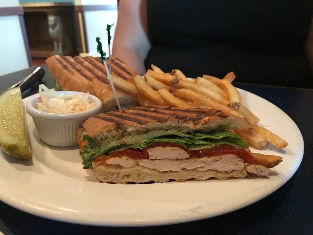 Merchantville Diner | restaurant | 24 S Centre St, Merchantville, NJ 08109, USA | 8566638500 OR +1 856-663-8500