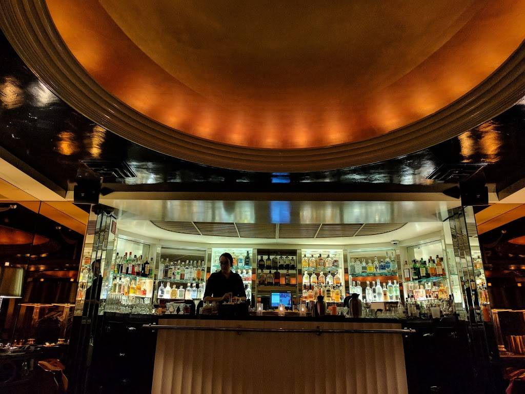 The Commodore Bar & Restaurant | restaurant | 79 Western Ave N, St Paul, MN 55102, USA | 6513305999 OR +1 651-330-5999