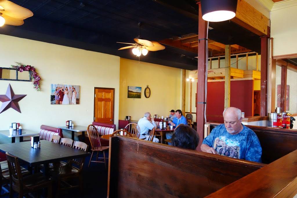 Southern Manners Deli | restaurant | 9729, 192 E Mills St, Columbus, NC 28722, USA | 8288940406 OR +1 828-894-0406