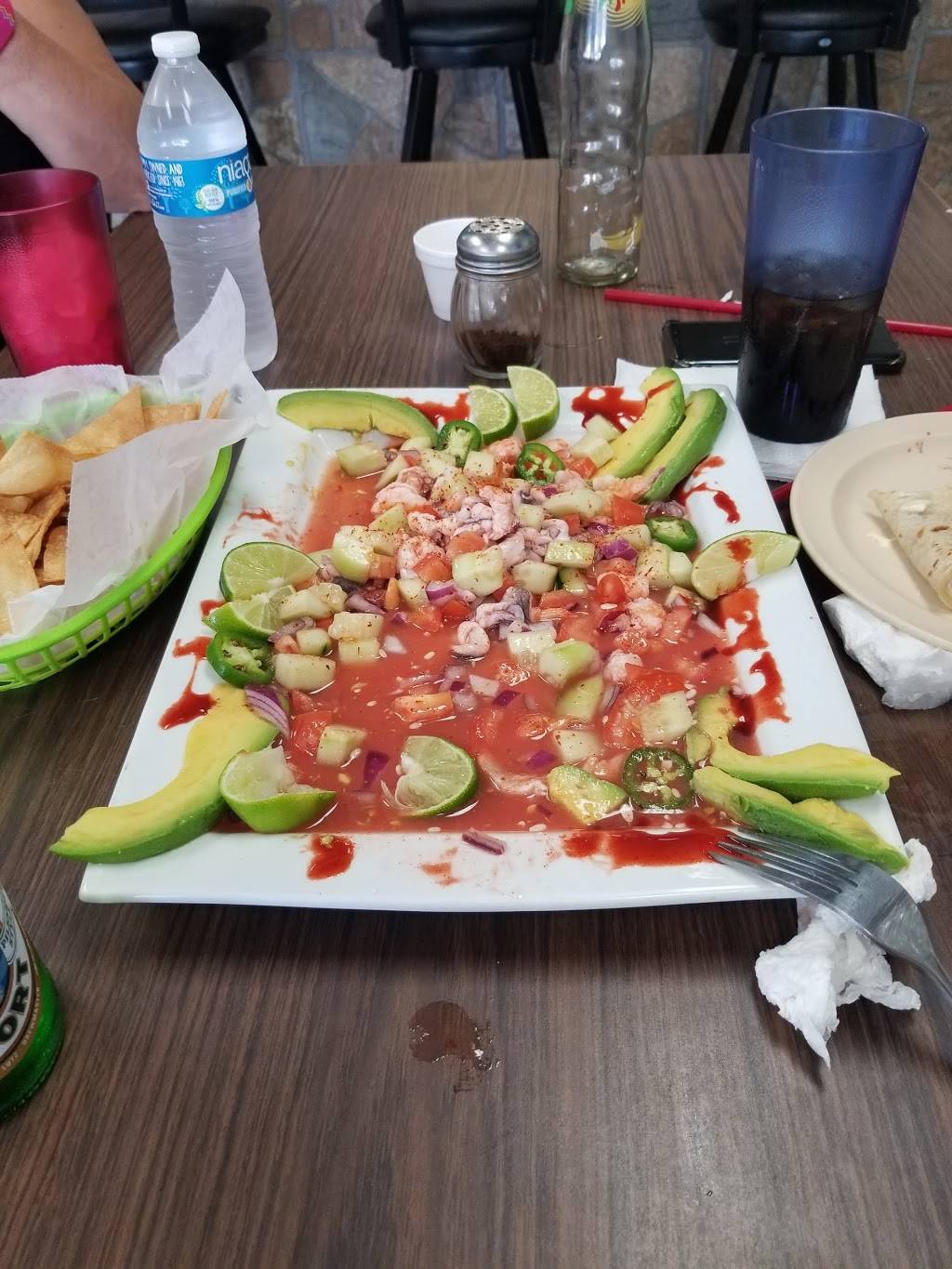 Ktrachos Town | restaurant | 8990 Sierra Ave, Fontana, CA 92335, USA | 5625138442 OR +1 562-513-8442