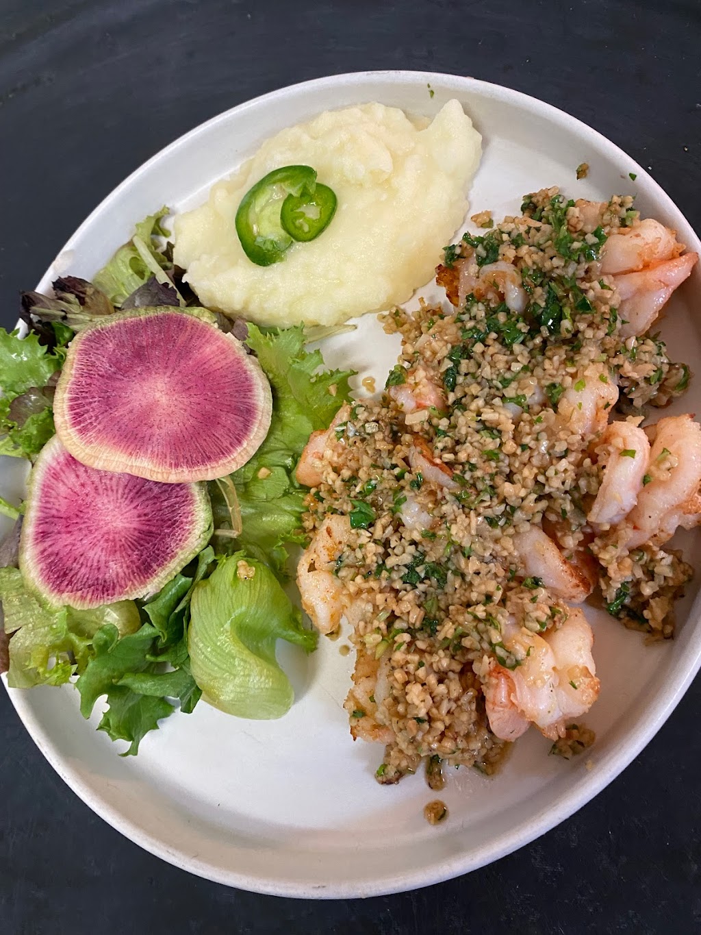 El pez-On marisqueria | restaurant | 5380 N Mesa St #101, El Paso, TX 79912, USA | 9153077327 OR +1 915-307-7327