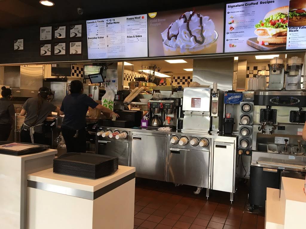 McDonalds | cafe | 72 Reaville Ave, Flemington, NJ 08822, USA | 9087824550 OR +1 908-782-4550