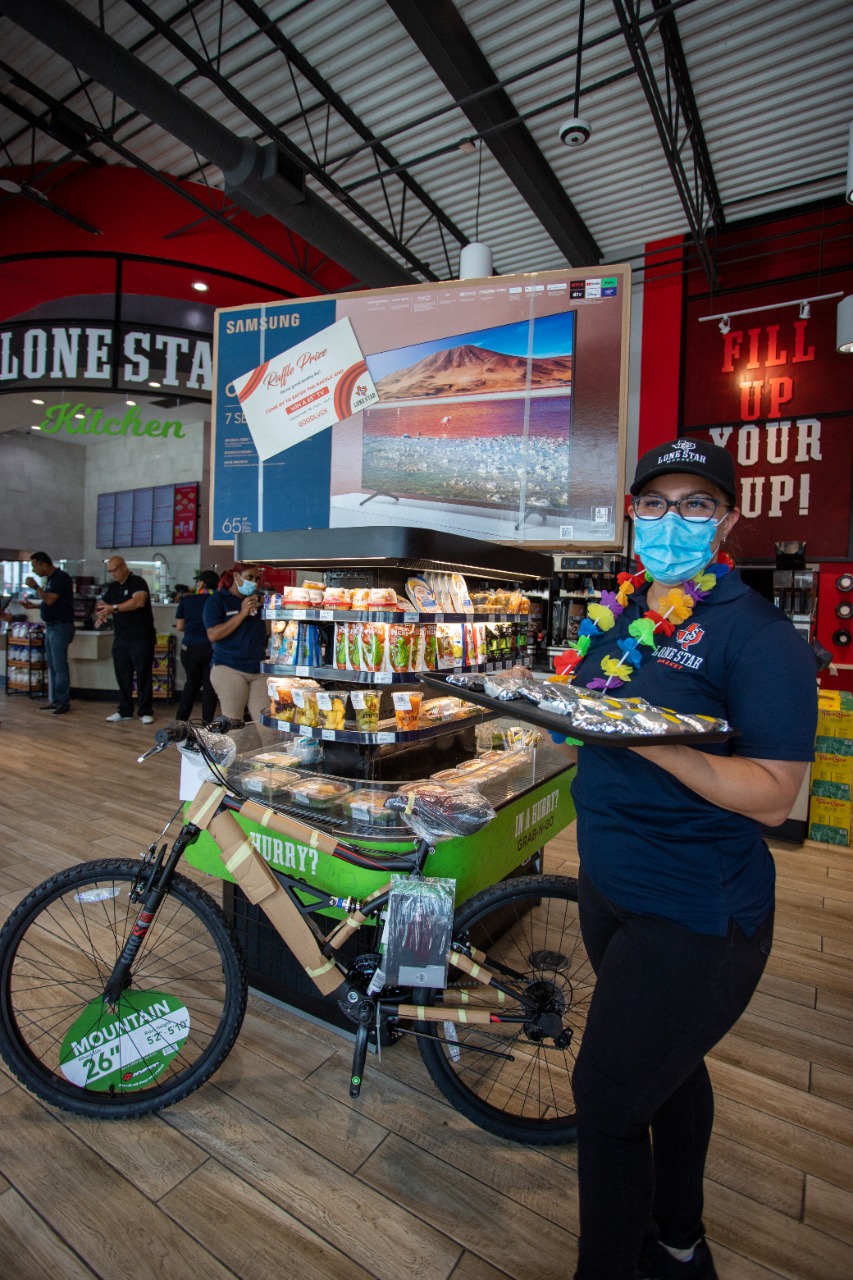 Lone Star Market Dilley Truck Stop | restaurant | 16250 S Interstate Hwy 35, Dilley, TX 78017, USA | 8309630548 OR +1 830-963-0548