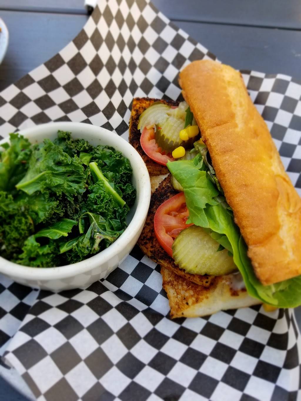 GROUND CONTROL! | restaurant | 3315 W Armitage Ave, Chicago, IL 60647, USA | 7737729446 OR +1 773-772-9446