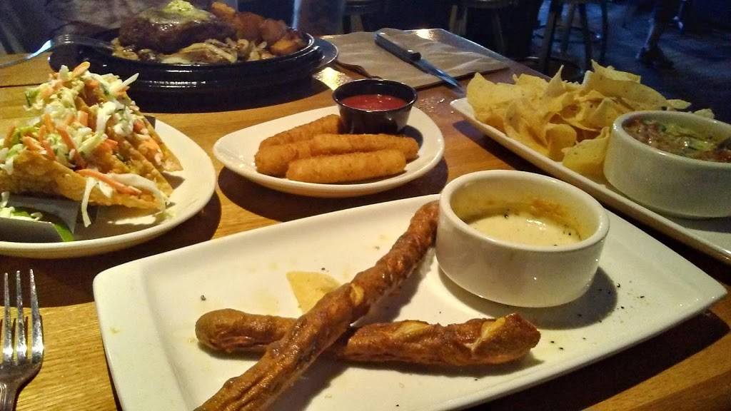 Applebees | restaurant | 3404 Rainbow Blvd, Kansas City, KS 66103, USA | 9132364224 OR +1 913-236-4224