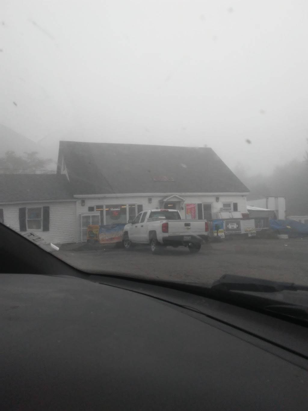 Townline Video Plus | meal takeaway | 3163 Atlantic Hwy, Warren, ME 04864, USA | 2072732455 OR +1 207-273-2455