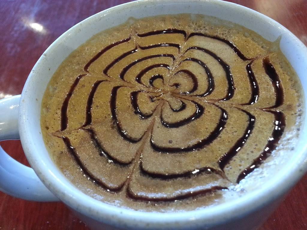 BeanTowne Coffee House | cafe | 201 NH-111, Hampstead, NH 03841, USA | 6033294334 OR +1 603-329-4334