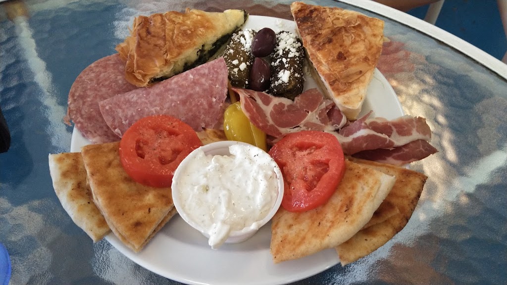Yiotas Greek Deli | restaurant | 130 Miracle Strip Pkwy, Mary Esther, FL 32569, USA | 8503127836 OR +1 850-312-7836