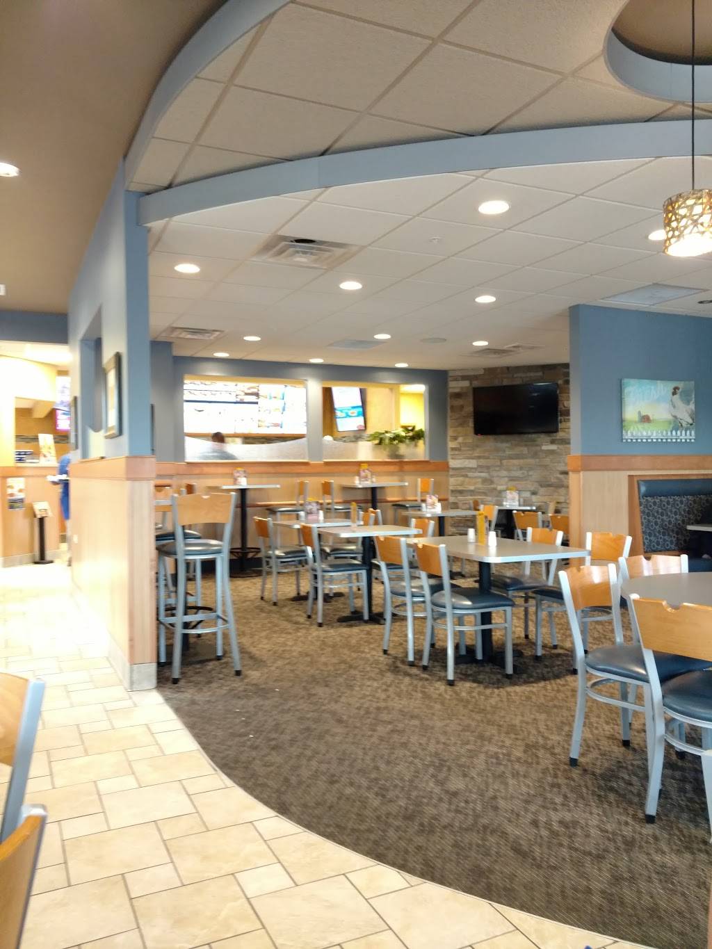 Culvers | restaurant | 11820 Velp Ave, Suamico, WI 54313, USA | 9207704041 OR +1 920-770-4041