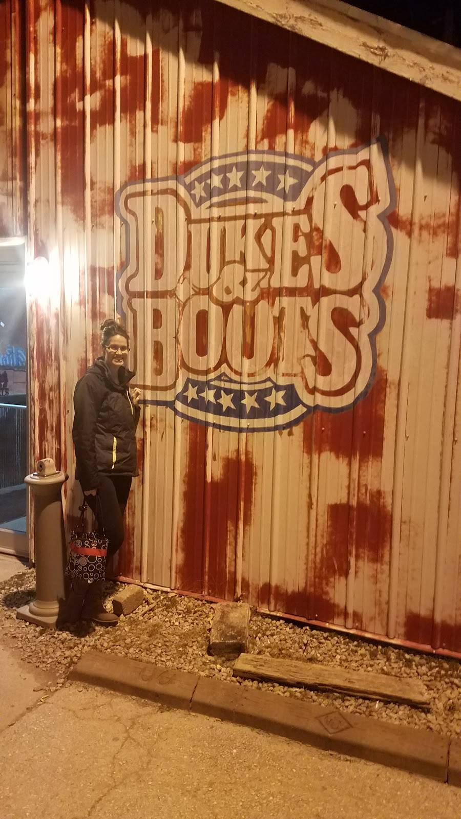 Daisy Dukes & Cowboy Boots | restaurant | 21476 US-50, Sedalia, MO 65301, USA | 6608265500 OR +1 660-826-5500