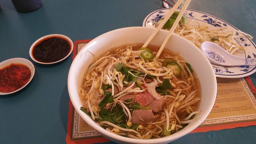 Pho Anh Trang Restaurant | restaurant | 3633 Eastern Ave SE, Grand Rapids, MI 49508, USA | 6162469966 OR +1 616-246-9966
