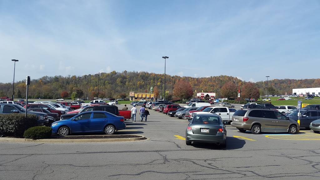 Subway | restaurant | 550 Emily Dr, Clarksburg, WV 26301, USA | 3046263135 OR +1 304-626-3135