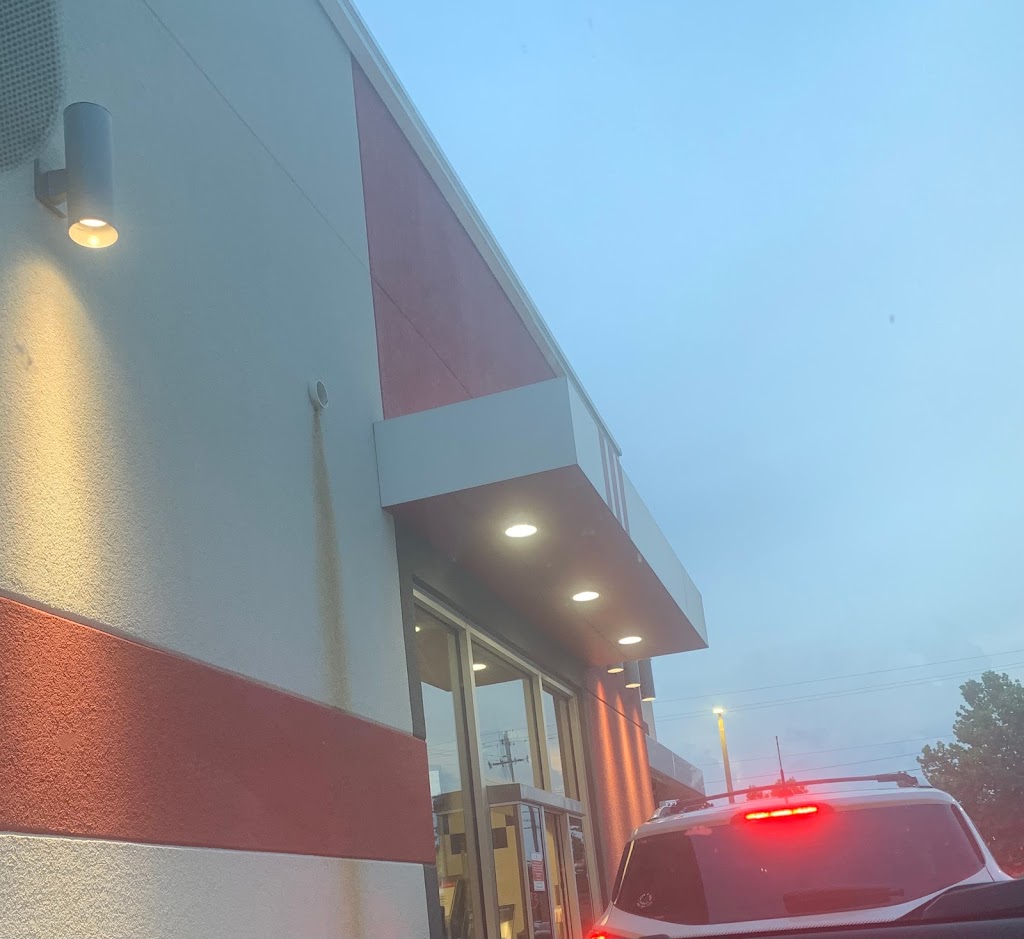 KFC | restaurant | 4683 US-90, Pace, FL 32571, USA | 8509104650 OR +1 850-910-4650