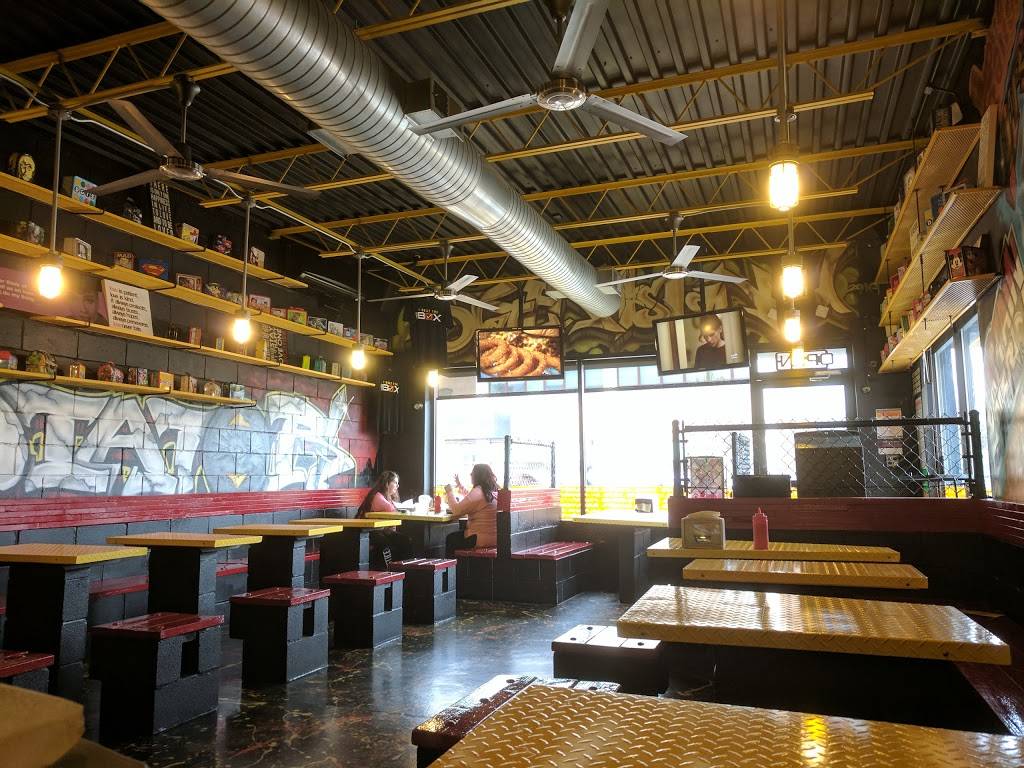 Lunchbox | restaurant | 1612 Forest Ave, Staten Island, NY 10302, USA | 7184482929 OR +1 718-448-2929