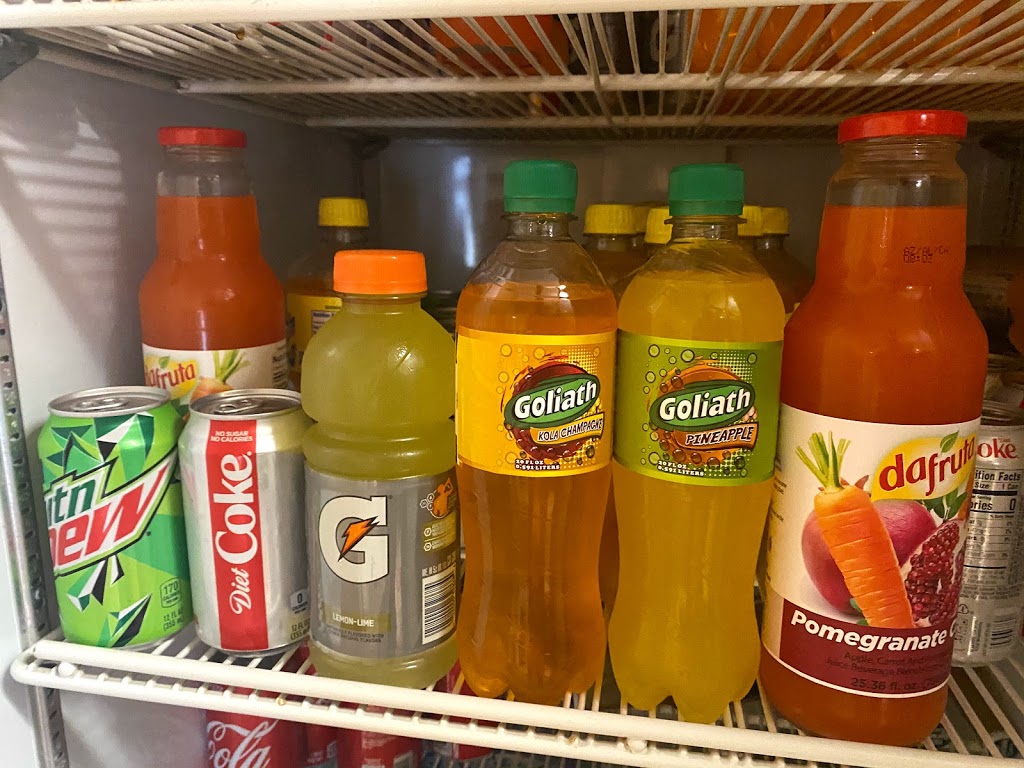 Gina restaurant | restaurant | 1108 S Dixie Hwy, Lake Worth, FL 33460, USA | 5617662541 OR +1 561-766-2541